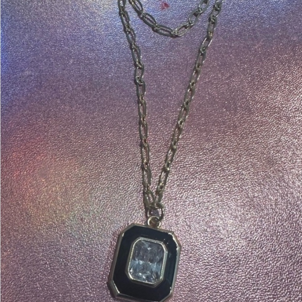 Elegant Black and Silver Gemstone Necklace